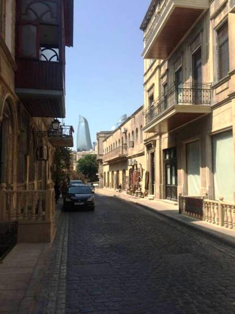 Cozy Old City Apartment Condo in Baku