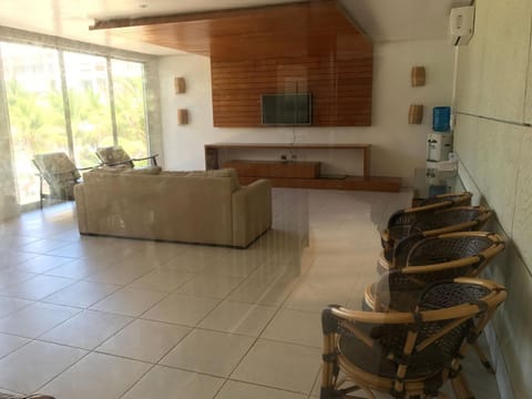 Beach Living, Frente mar, 400m do B Park Apartment in State of Ceará