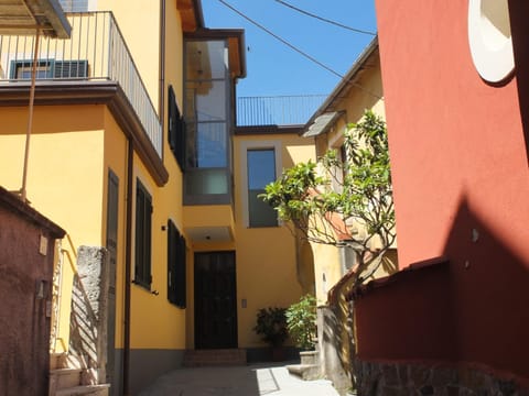 Property building, Facade/entrance, Street view