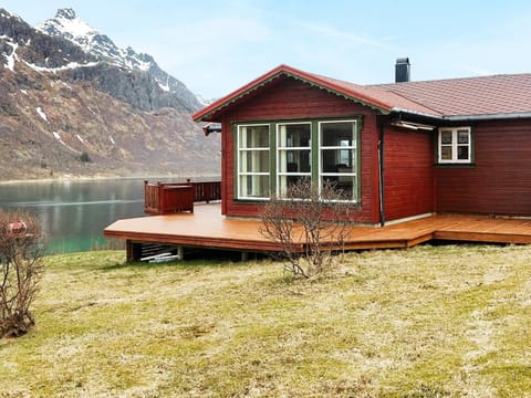 Holiday Home Raften House in Lofoten
