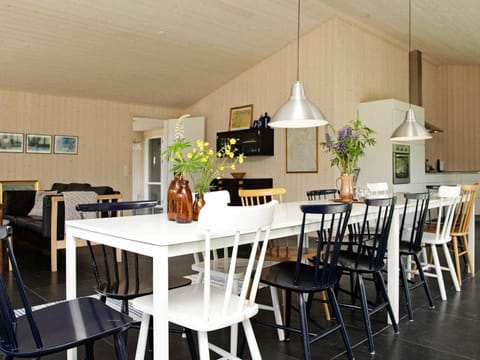 10 person holiday home in Oksb l Casa in Oksbøl