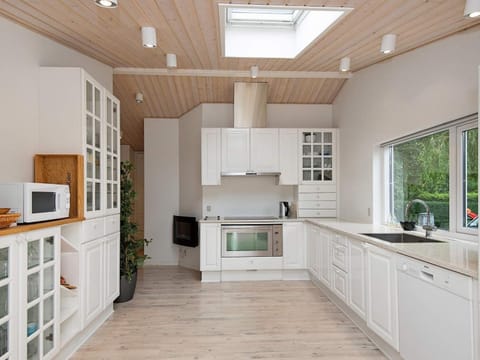 10 person holiday home in Juelsminde-By Traum House in Region of Southern Denmark