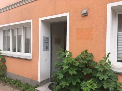 Property building, Facade/entrance