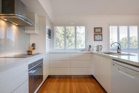 Central Cottage House in Toowong
