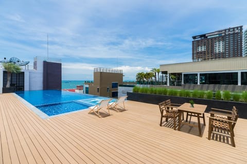 Balcony/Terrace, Swimming pool