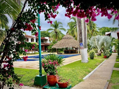 Casa Romantica De Playa Villa in Ixtapa Zihuatanejo