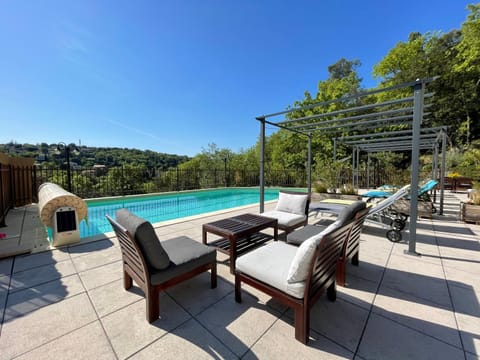 Balcony/Terrace, Swimming pool