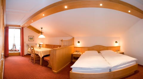 Living room, Bedroom