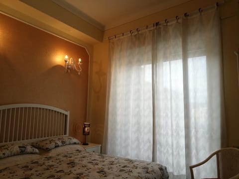 B&B COLOSSEO Bed and Breakfast in Cosenza