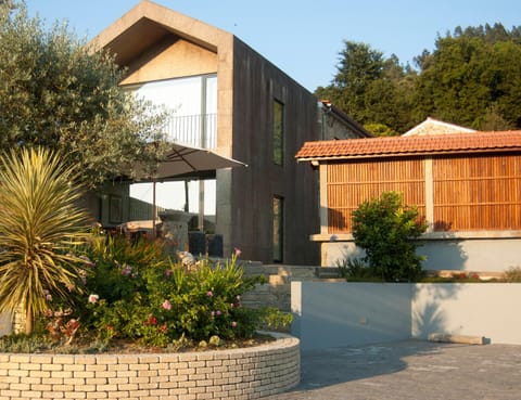 Garden, Balcony/Terrace