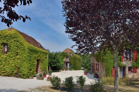 Les Gîtes de la Vallée de l'Elle Casa in Nouvelle-Aquitaine