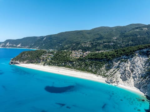 Day, Natural landscape, Bird's eye view, Beach, Mountain view, Sea view