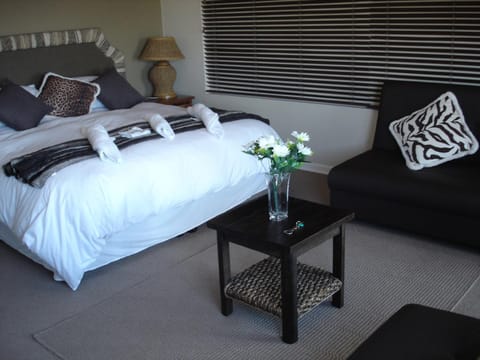 Bella Vista Guest House Bed and Breakfast in Umhlanga