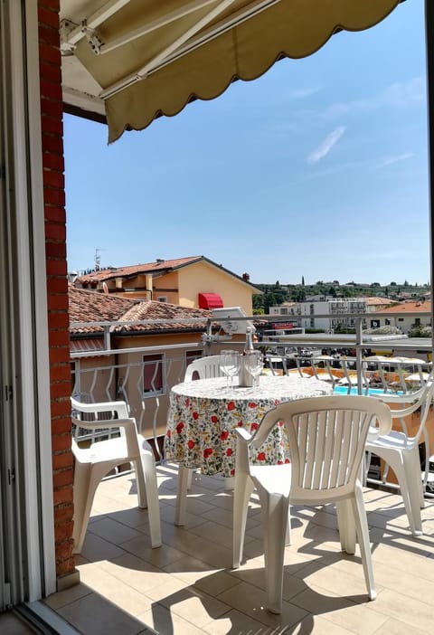 Balcony/Terrace, City view