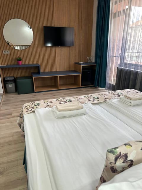 Family Hotel Neliya Bed and breakfast in Velingrad