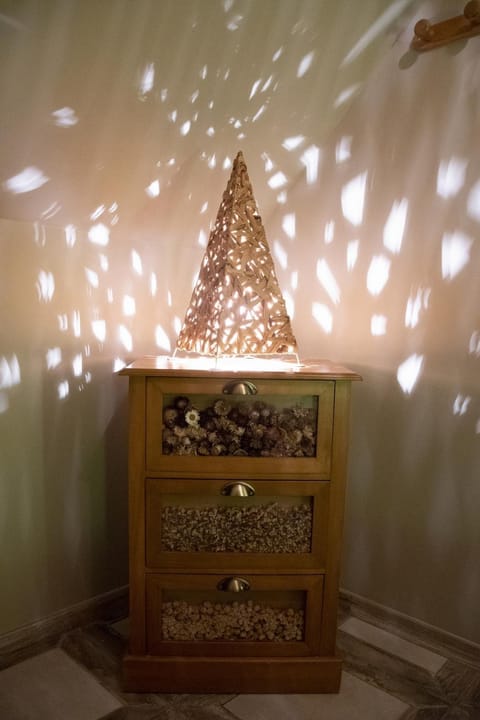 Decorative detail, Bedroom