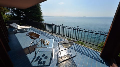 Holiday Garda Villa Dolcelago Lake Front Villa in Lake Garda