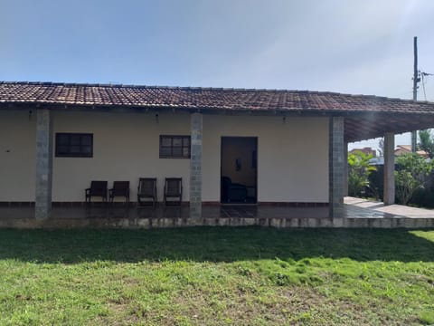 Casa em Grussaí de 4 quartos Maison in São João da Barra