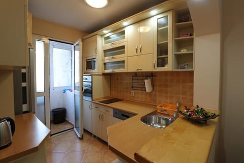 Apartment Nina Condo in Dobrota