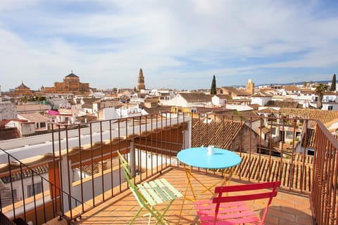 Balcony/Terrace, City view