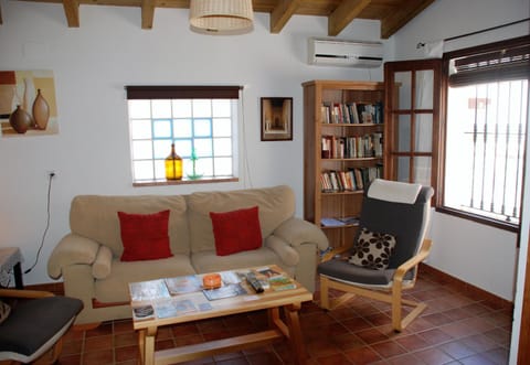 Library, Living room, Seating area