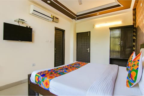 FabHotel City Palace Hotel in Dehradun