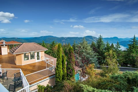 Balcony/Terrace, Mountain view, Sea view