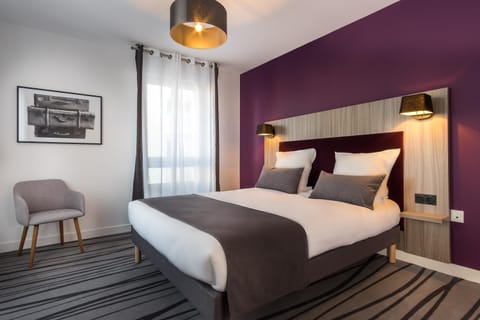 Nemea Appart Hotel Quai Victor Tours Centre Apartment hotel in Tours
