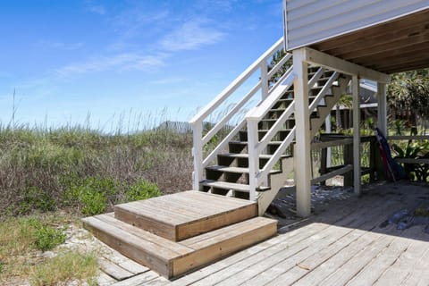 Whataday by Pristine Properties Vacation Rentals Apartment in Cape San Blas