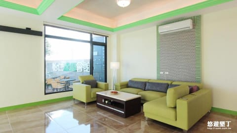 Yiren Hotel Vacation rental in Hengchun Township