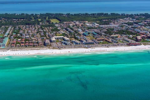 Caribbean Dunes 120 Apartment in Destin