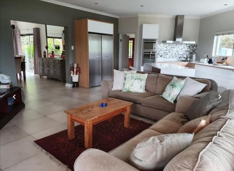 Lagoon View Villa House in Knysna