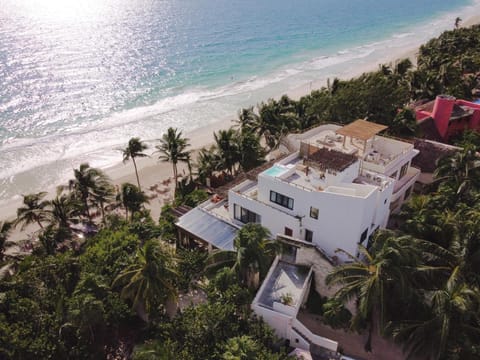 Property building, Day, Bird's eye view, Beach, Sea view