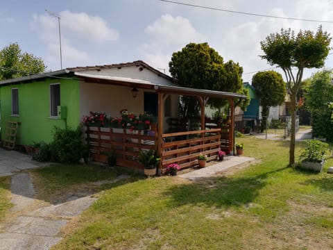 Facade/entrance, Other, On site