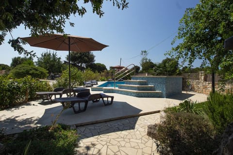 Patio, Swimming pool