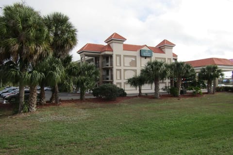 Quality Inn & Suites By The Lake Hotel in Bay Lake