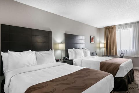 Quality Inn & Suites By The Lake Hotel in Bay Lake