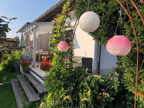 Seehäuschen - Waging Tettenhausen House in Berchtesgadener Land