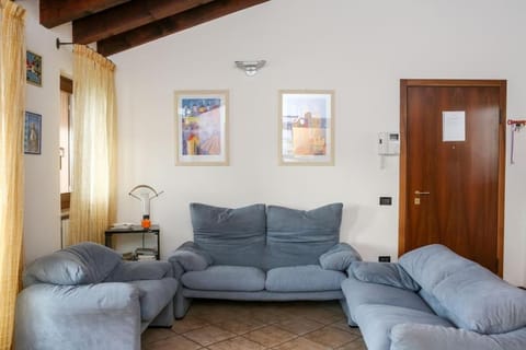 Holiday Home Thomas and Friends Apartment in Brenzone sul Garda
