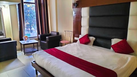 OYO Hotel Charlene Hotel in Uttarakhand
