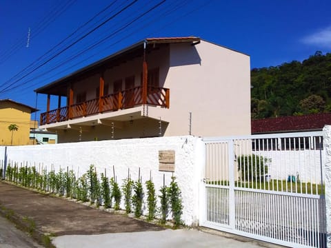 Balangan Flats Apartment in Ubatuba