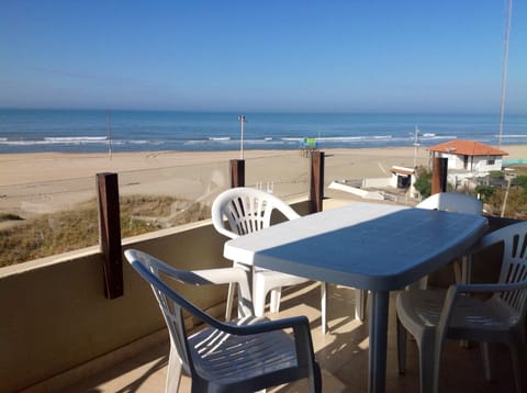 View (from property/room), Balcony/Terrace, Sea view