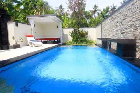 Seating area, Swimming pool