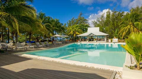 Le Peninsula Bay Beach Resort & Spa Hotel in Mauritius