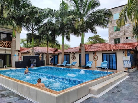 Pool view, Swimming pool