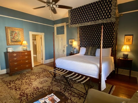Foley House Inn Bed and Breakfast in Savannah