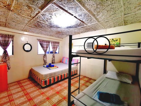 Stay N Save B&B Bed and Breakfast in Oslob