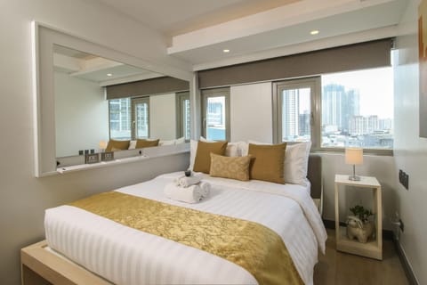 The Mini Suites Eton Tower Makati Hotel in Pasay