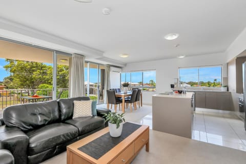 Balcony/Terrace, Living room, Dining area