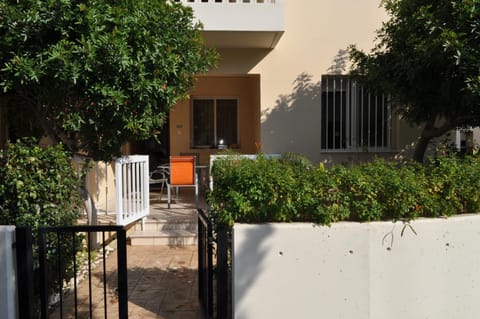 Sunset Garden Villa Maison in Larnaca District